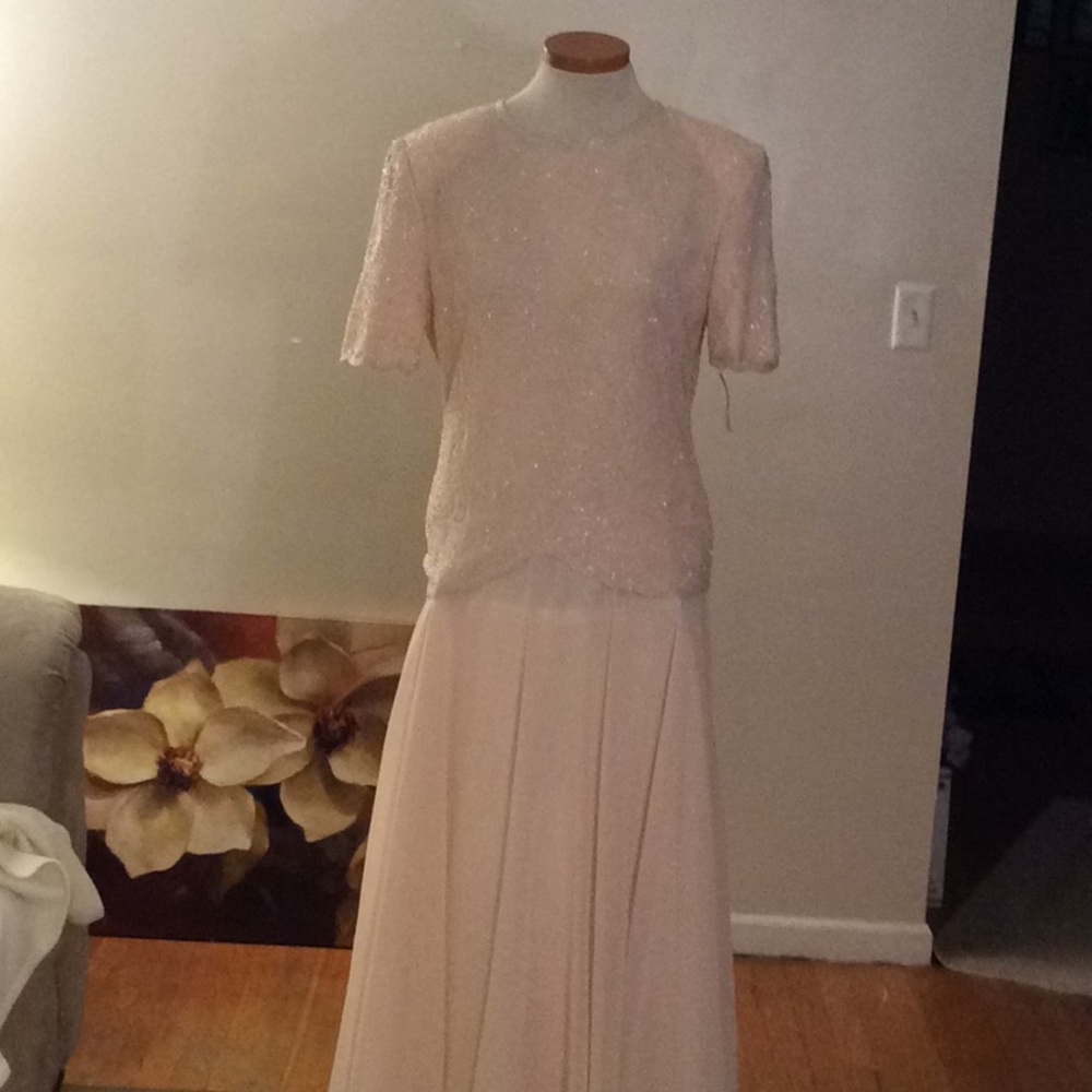 LAURENCE KAGAR NEW YORK. Women’s Formal Dress